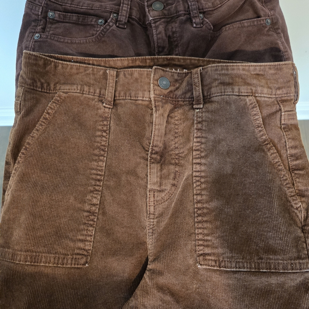 2 American Eagle Outfitters Women's Corduroy Pants